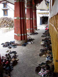 monks shoes at drepong monestary.JPG (119179 bytes)